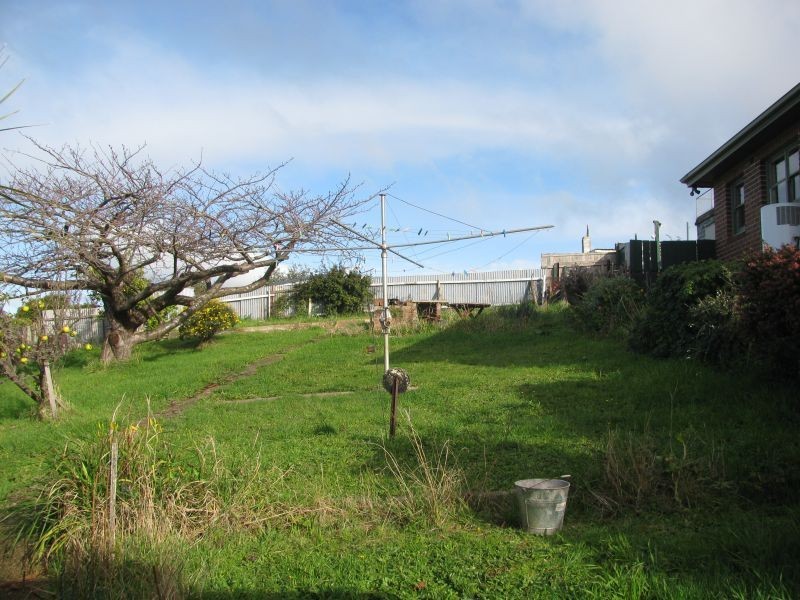 21 Aileen Crescent, Burnie TAS 7320