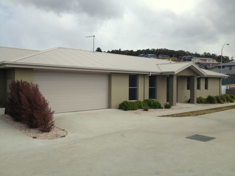 6/2-3 Washington Drive, Devonport TAS 7310