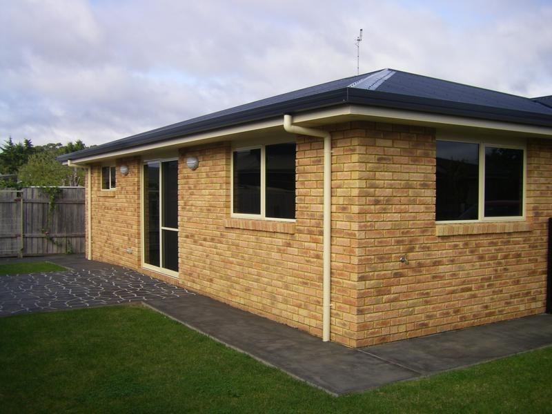 4/7 Cardigan Street, Somerset TAS 7322