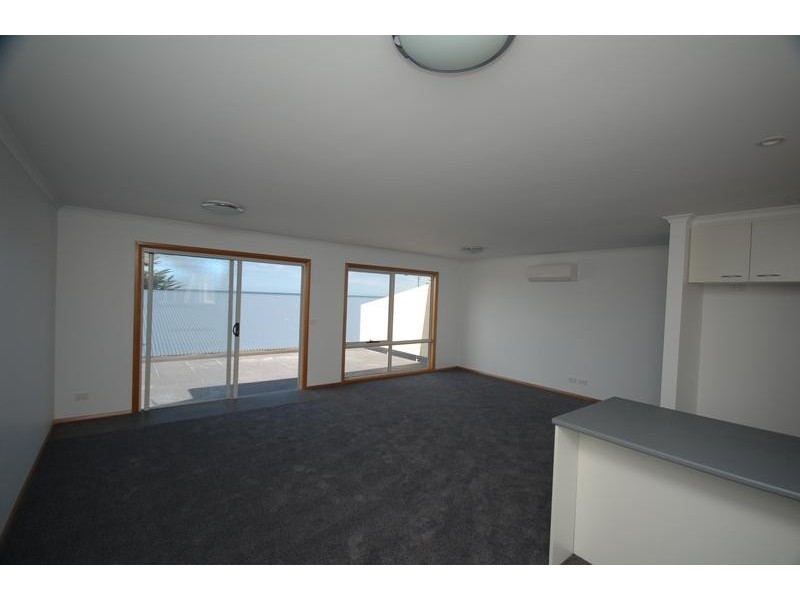 1 and 2/52 Main Road, Penguin TAS 7316