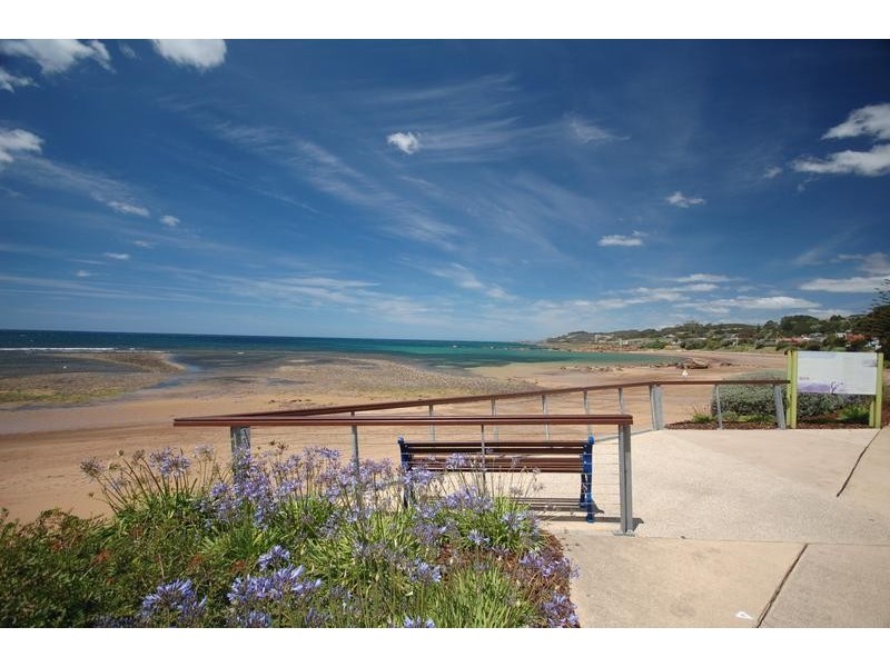 1 and 2/52 Main Road, Penguin TAS 7316