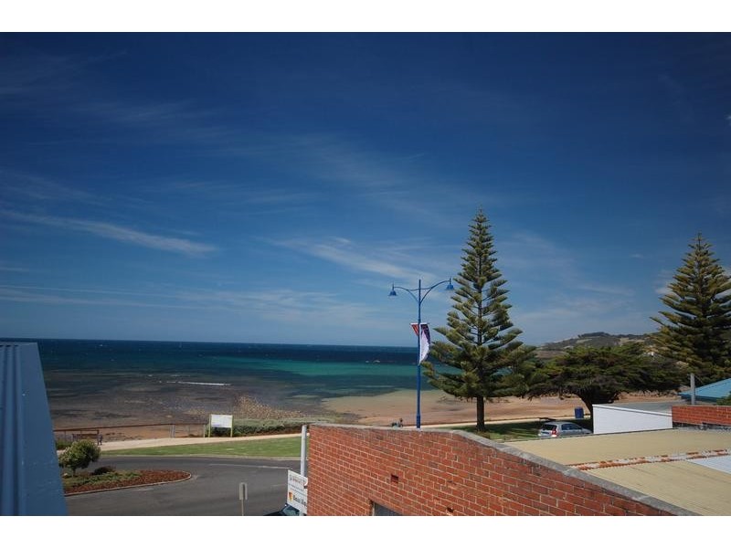 1 and 2/52 Main Road, Penguin TAS 7316