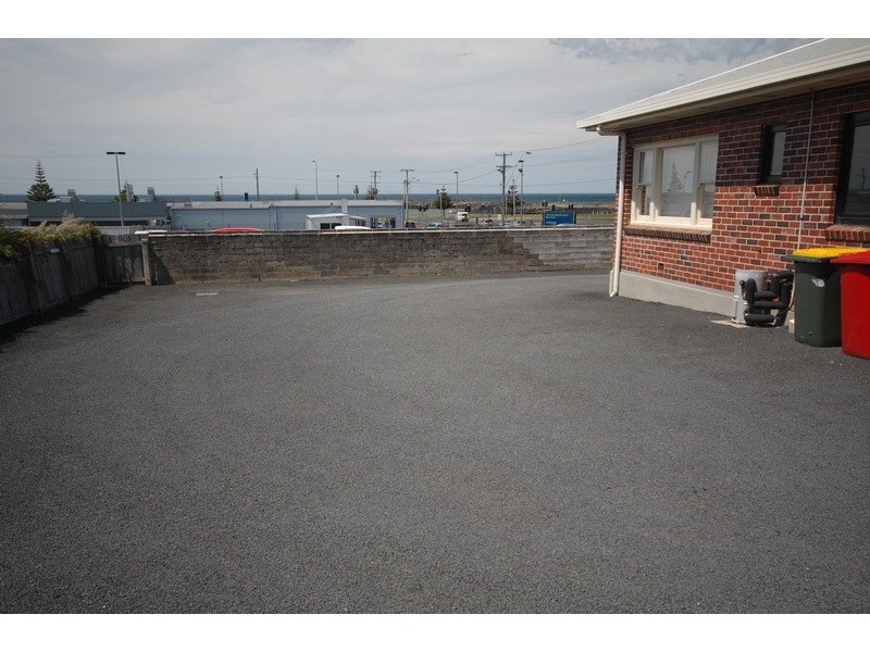 12 Reeves Street, Upper Burnie TAS 7320