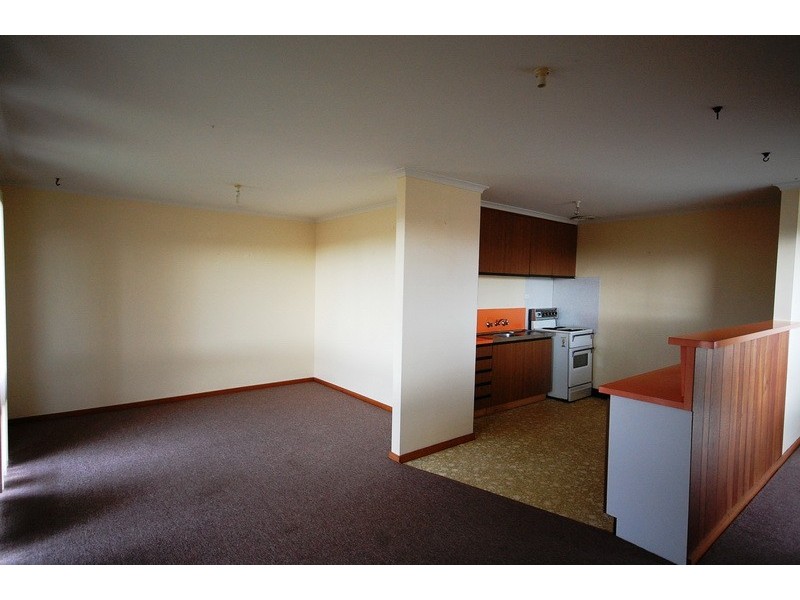2/206 Old Surrey Road, Burnie TAS 7320