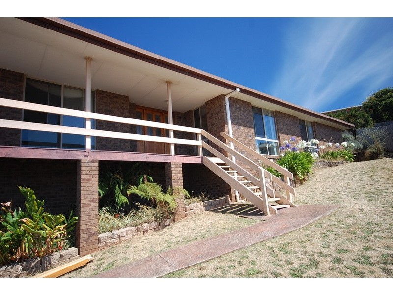 42 Sassafras Crescent, Burnie TAS 7320