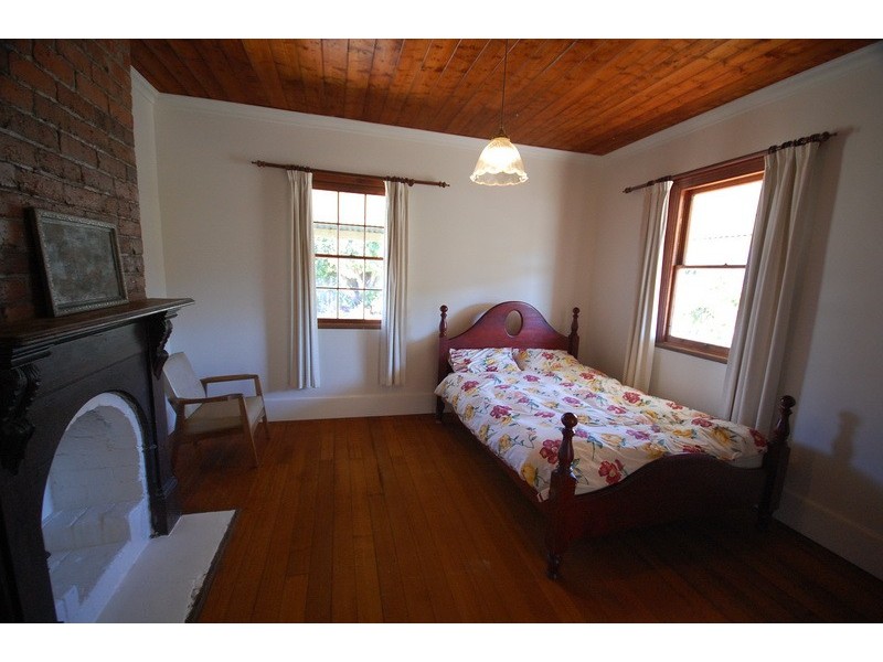 24 Athol Street, Somerset TAS 7322