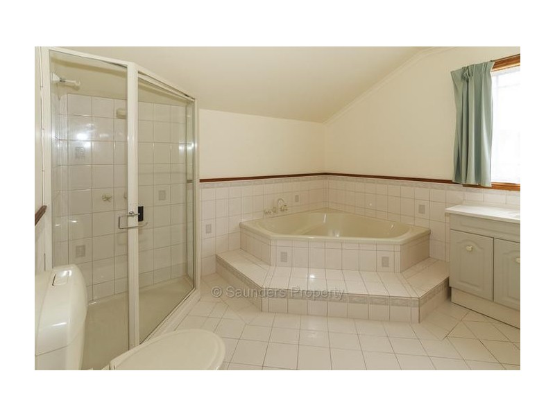 50a South Road, Penguin TAS 7316