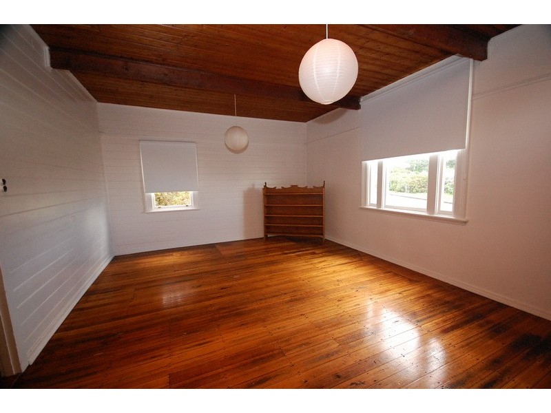 30 Main Road, Penguin TAS 7316