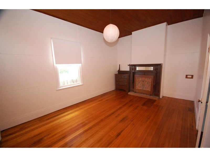 30 Main Road, Penguin TAS 7316