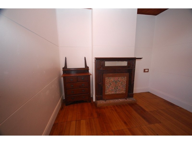 30 Main Road, Penguin TAS 7316