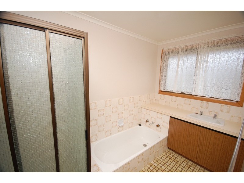 18 Damian Avenue, Burnie TAS 7320