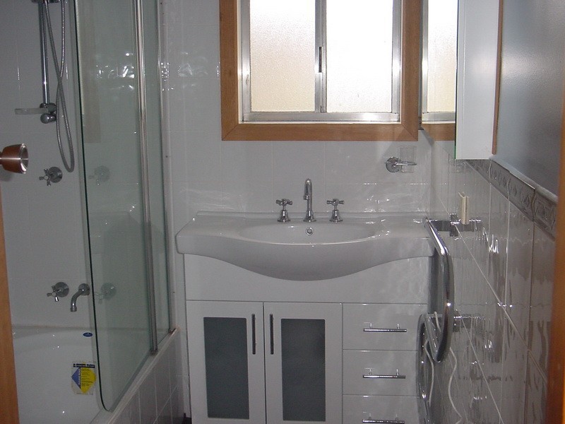 8 Winter Avenue, Burnie TAS 7320