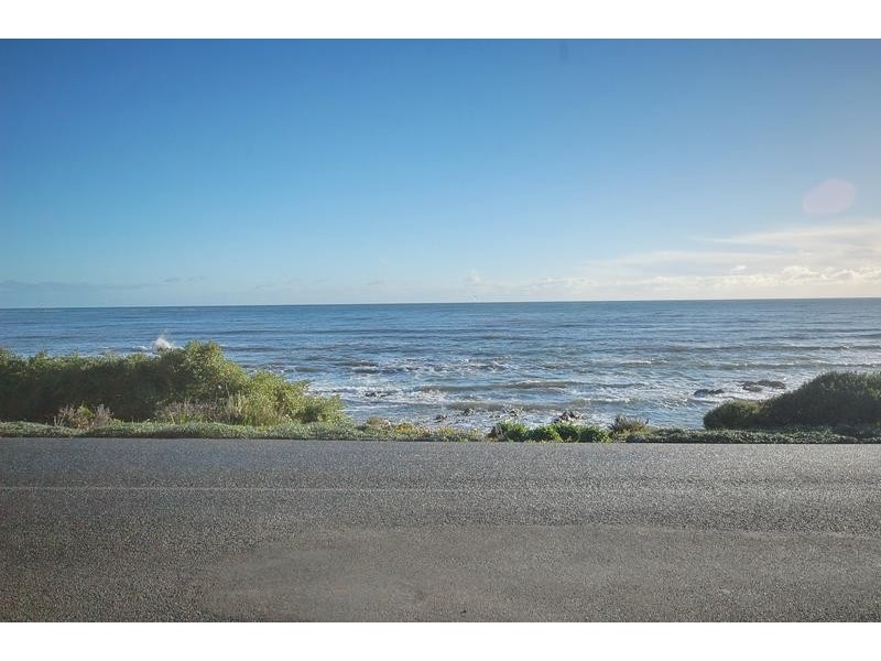 142 Main Road, Penguin TAS 7316