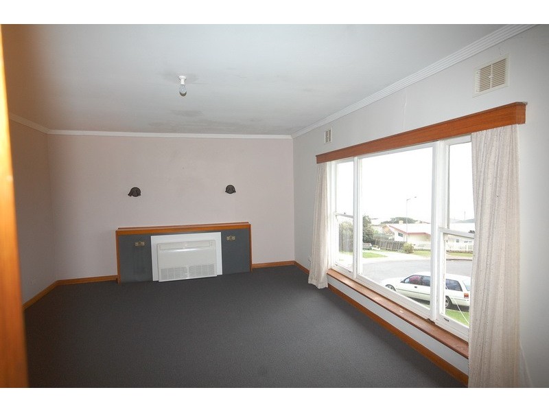 10 Frederick Street, Ocean Vista TAS 7320