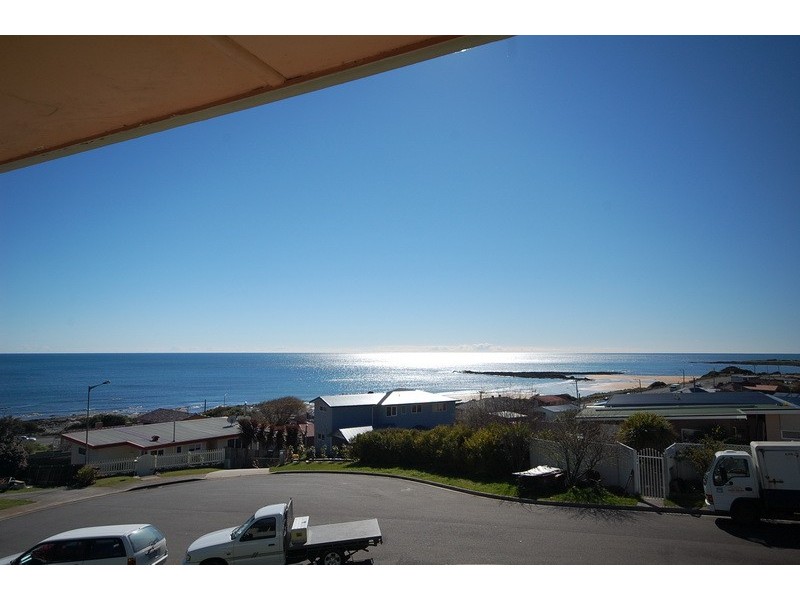 10 Frederick Street, Ocean Vista TAS 7320