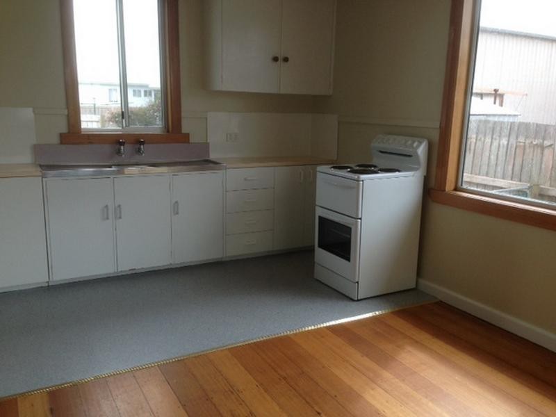 2 Bugg Street, Smithton TAS 7330