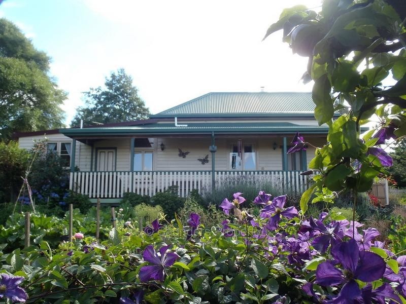 Barrington TAS 7306