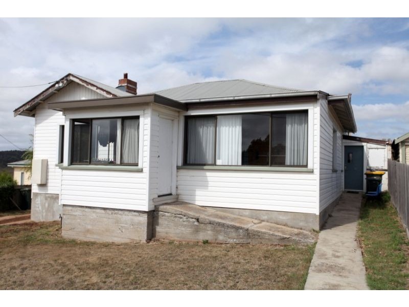 1/8 Scott Street, Upper Burnie TAS 7320