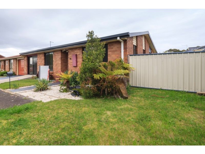 3/4 Amaroo Place, Devonport TAS 7310