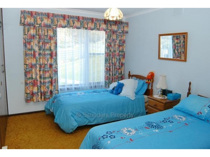 83 Ironcliffe Road, Penguin TAS 7316