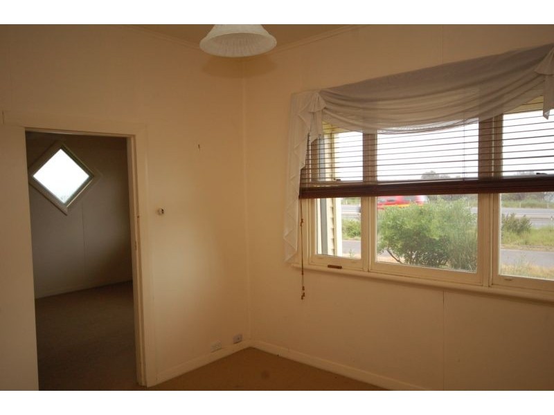 504 Bass Highway, Heybridge TAS 7316