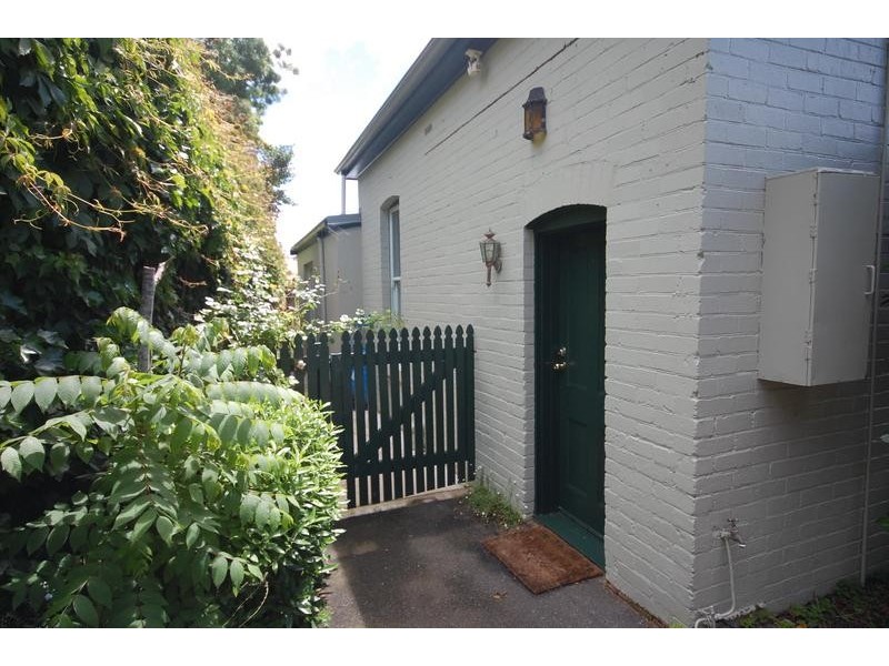 15 Charles Street, Burnie TAS 7320