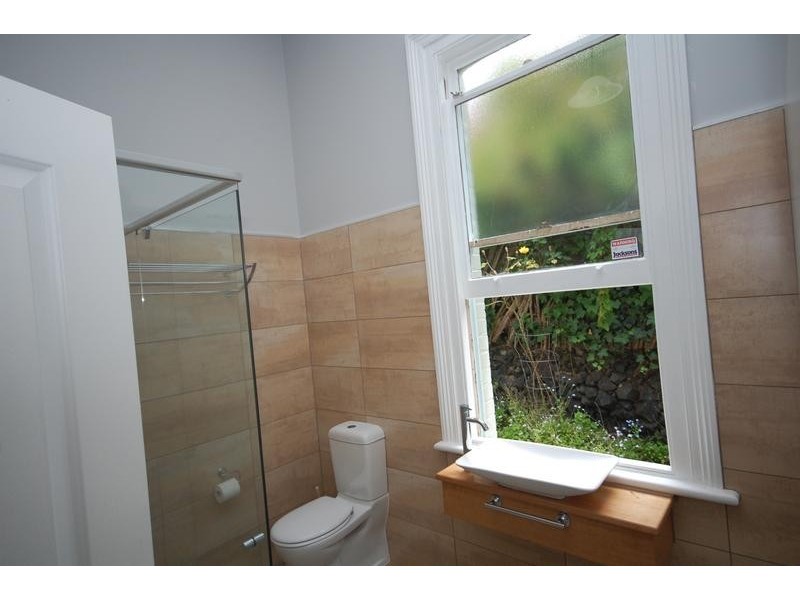 15 Charles Street, Burnie TAS 7320