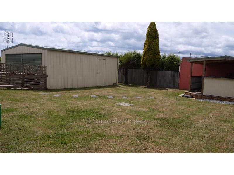 4 Fordham Drive, Devonport TAS 7310