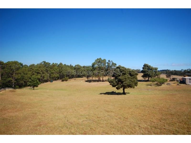 69 Linton Avenue, Heybridge TAS 7316