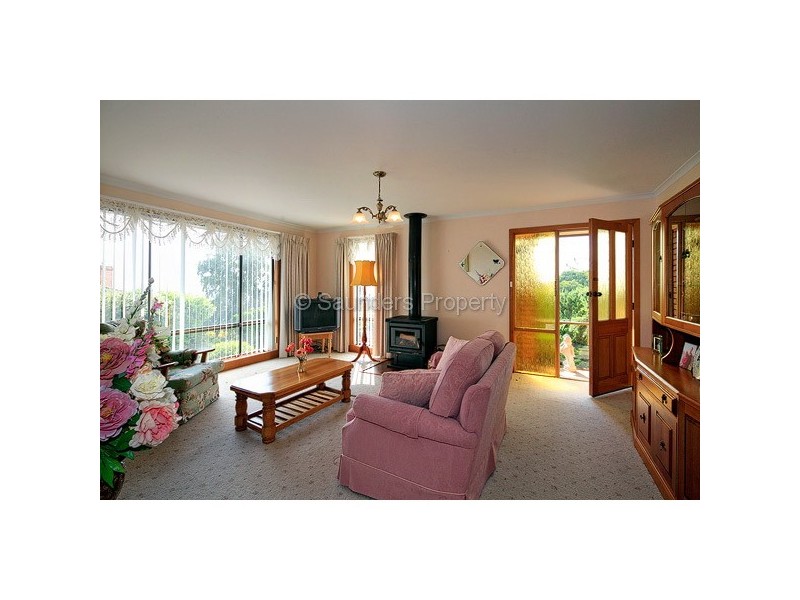 Park Grove TAS 7320