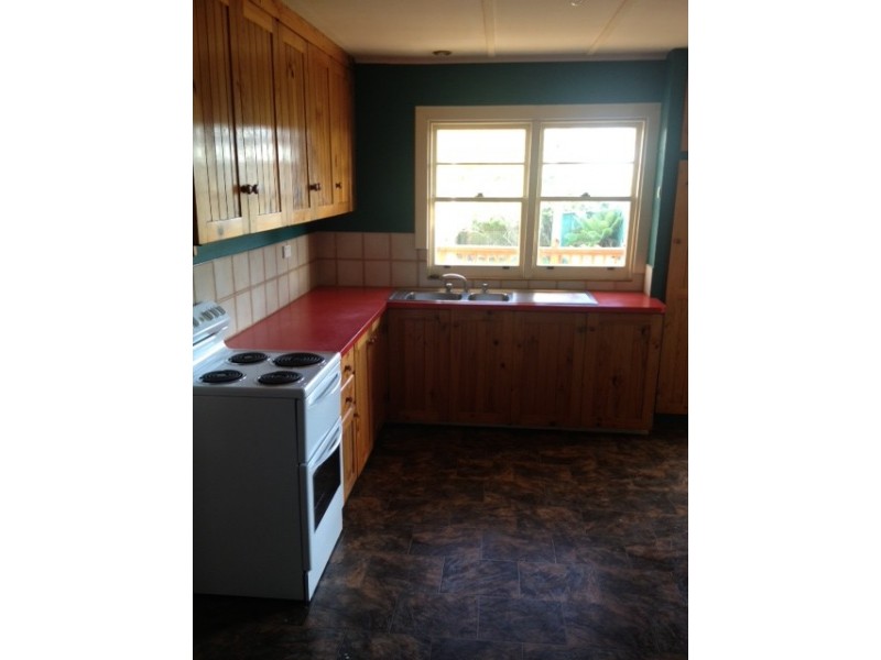 3 William Street, Ulverstone TAS 7315