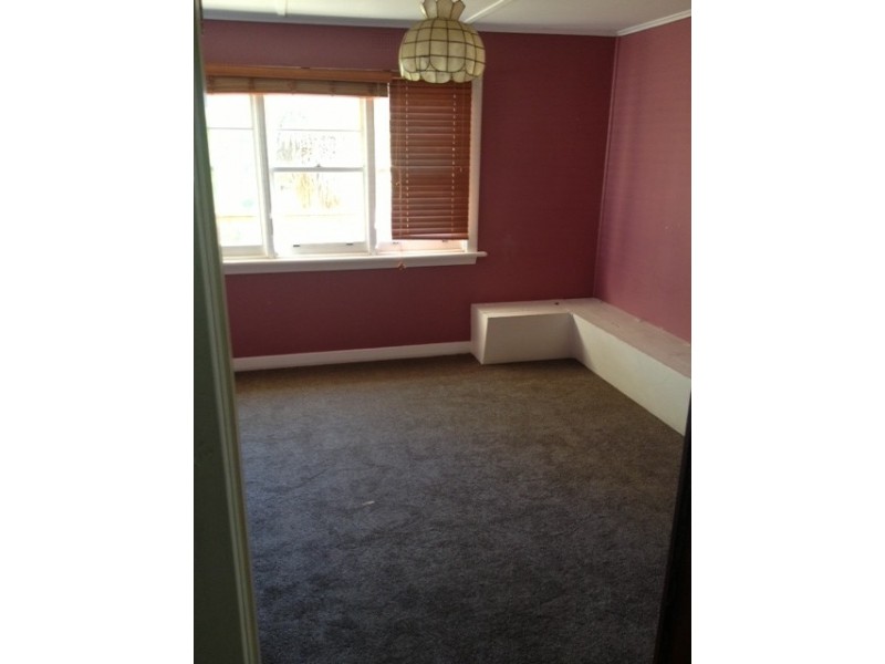 3 William Street, Ulverstone TAS 7315