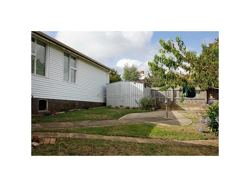 24 Pine Avenue, Upper Burnie TAS 7320