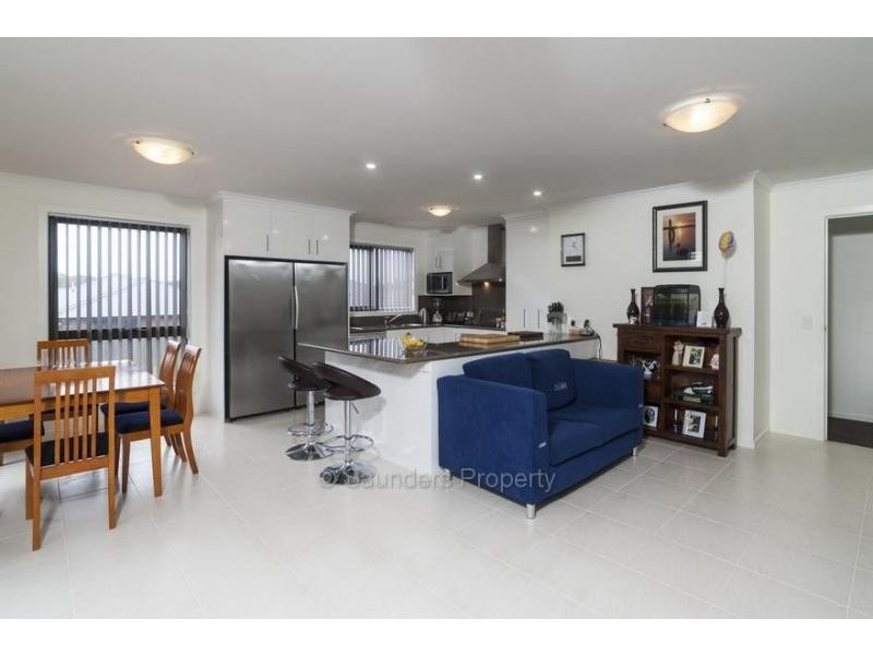 36 McCall Terrace, Stony Rise TAS 7310