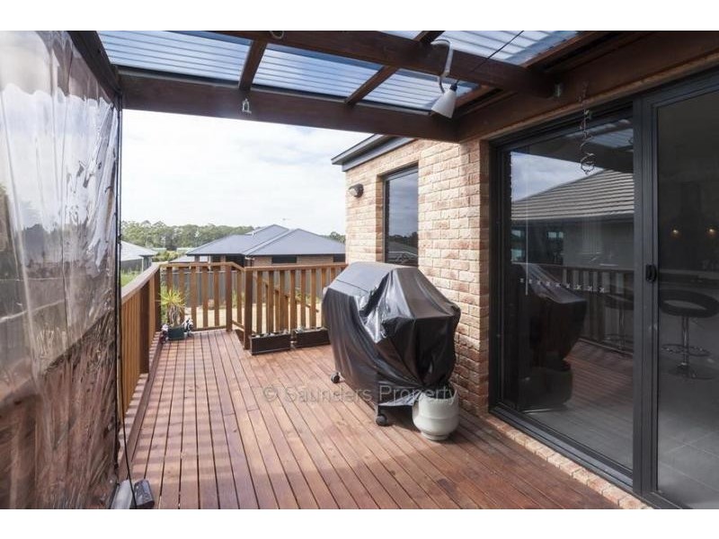 36 McCall Terrace, Stony Rise TAS 7310