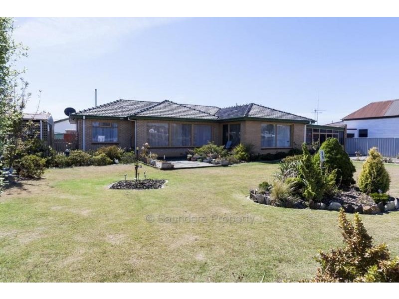 7 Helen Street, West Ulverstone TAS 7315