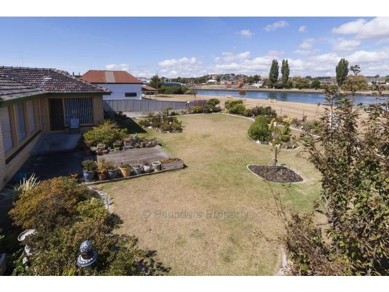 7 Helen Street, West Ulverstone TAS 7315