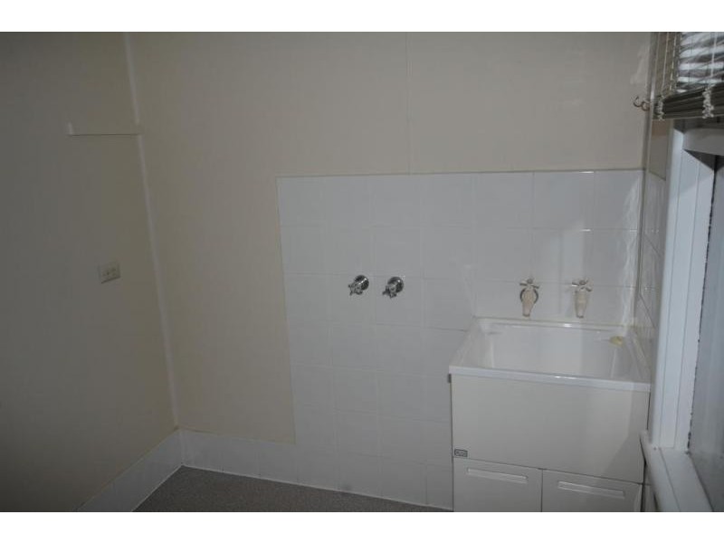 2/21 Quinn Street, Penguin TAS 7316