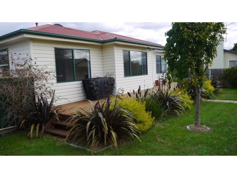 11 Smith Street, Devonport TAS 7310