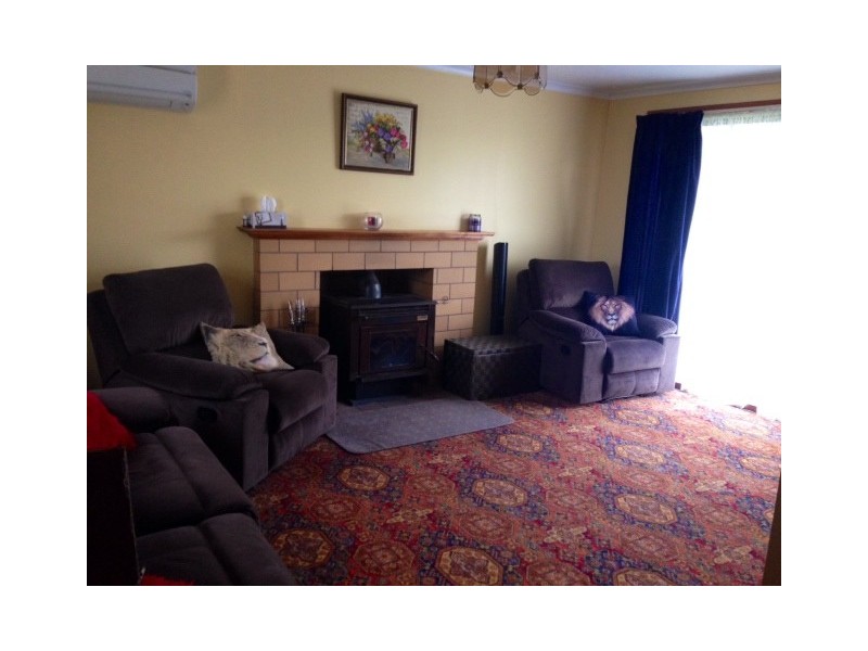 2 Cobham Close, Devonport TAS 7310
