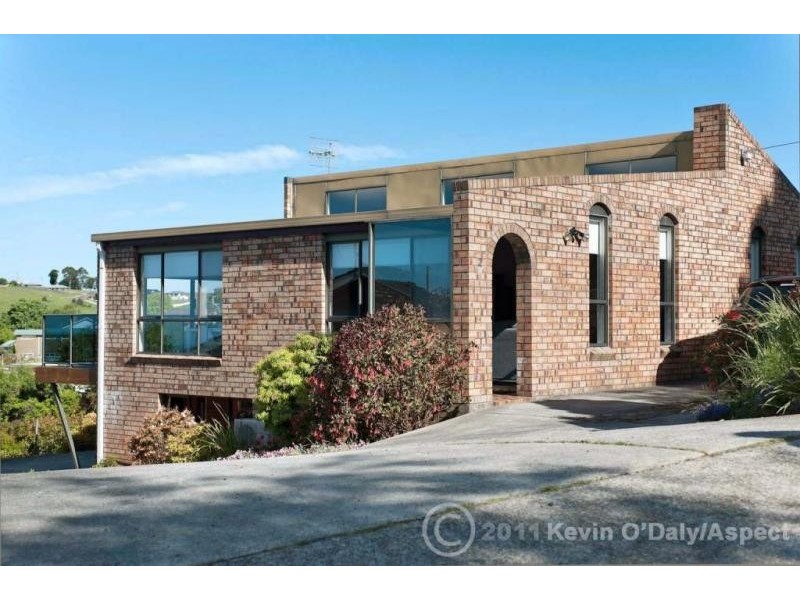 2 Chanel Street, Park Grove TAS 7320