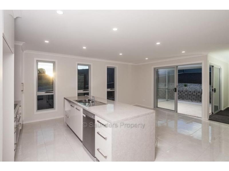 10 Spring Grove, Latrobe TAS 7307