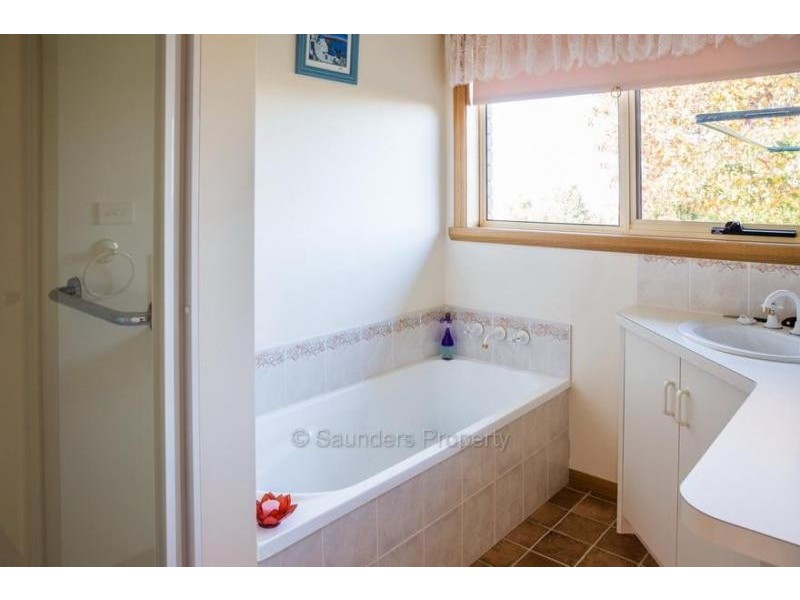 3/100a Nicholls Street, Devonport TAS 7310