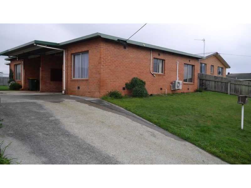 1/5 Richard Place, Ulverstone TAS 7315