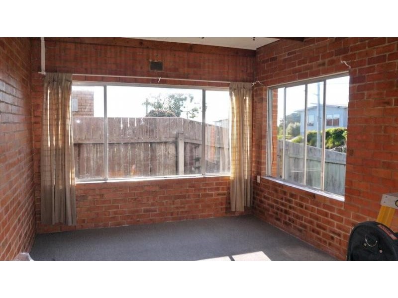 1/5 Richard Place, Ulverstone TAS 7315