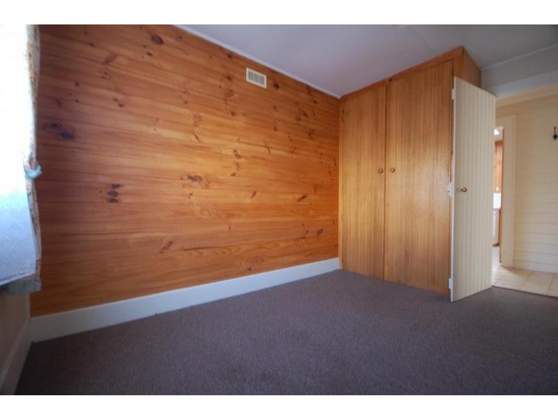 9 Elizabeth Street, Somerset TAS 7322