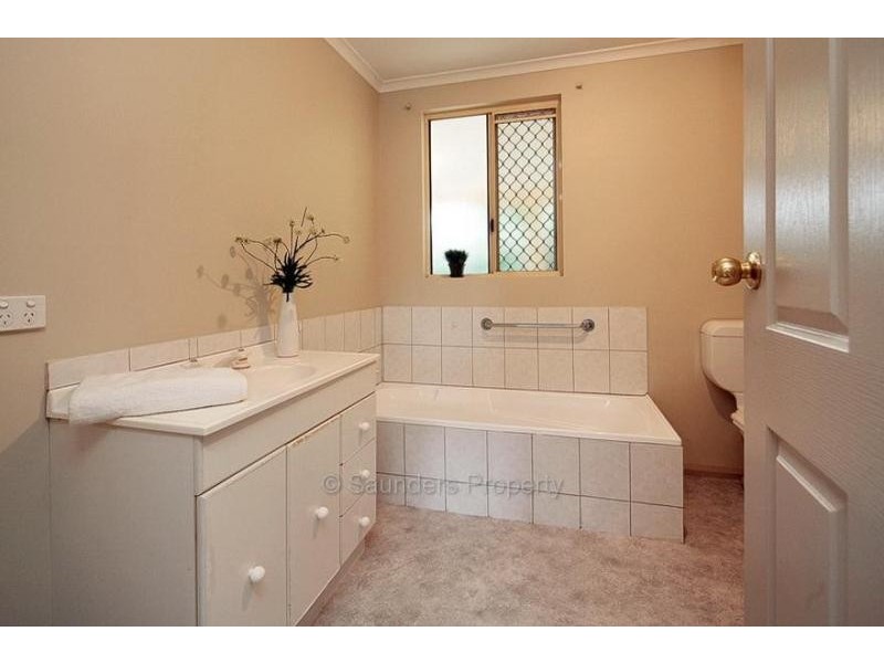 2/83 Parker Street, Devonport TAS 7310