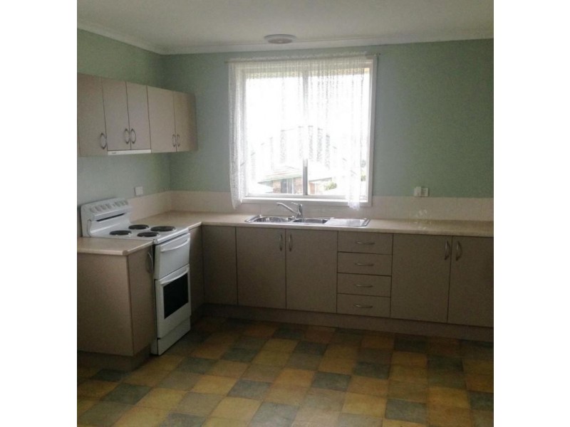37 Winter Avenue, Upper Burnie TAS 7320