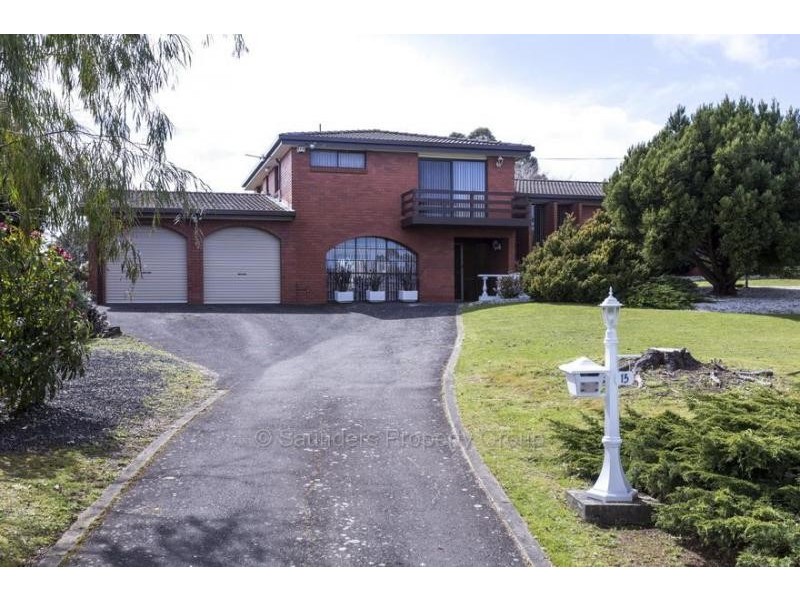 15 Oakwood Drive, Ambleside TAS 7310
