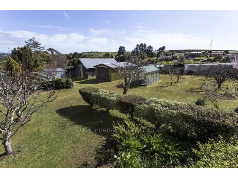15 Oakwood Drive, Ambleside TAS 7310